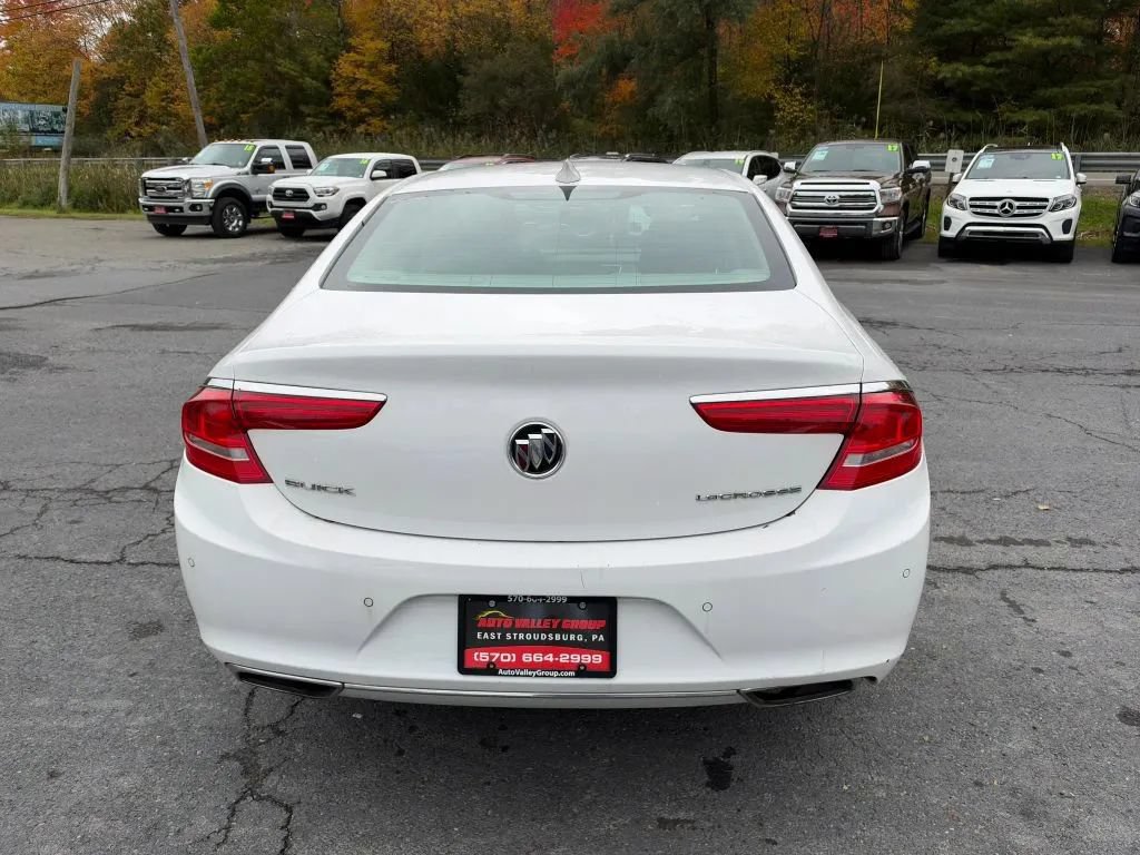 Used 2017 Buick LaCrosse Essence FWD image 7