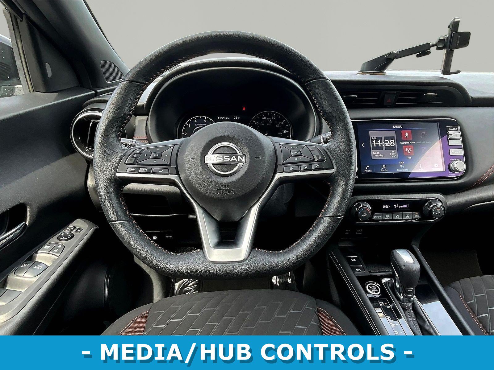 Used 2022 Nissan Kicks SR w/ Interior Electronics Package FWD image 8