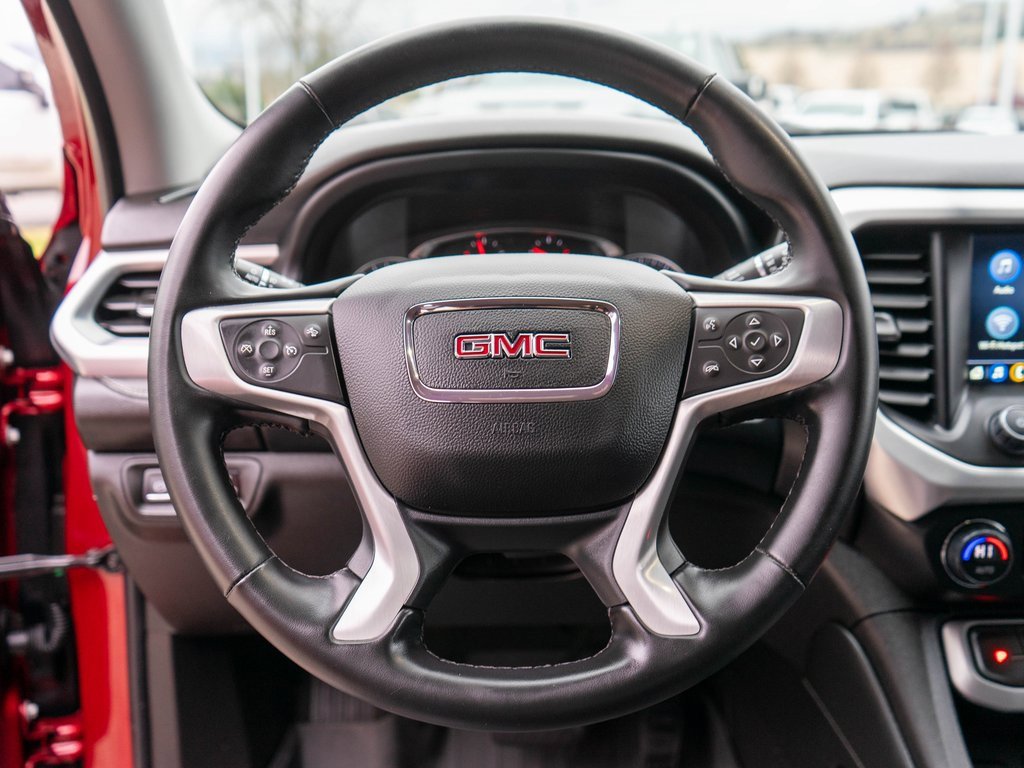 Used 2023 GMC Acadia SLT image 16