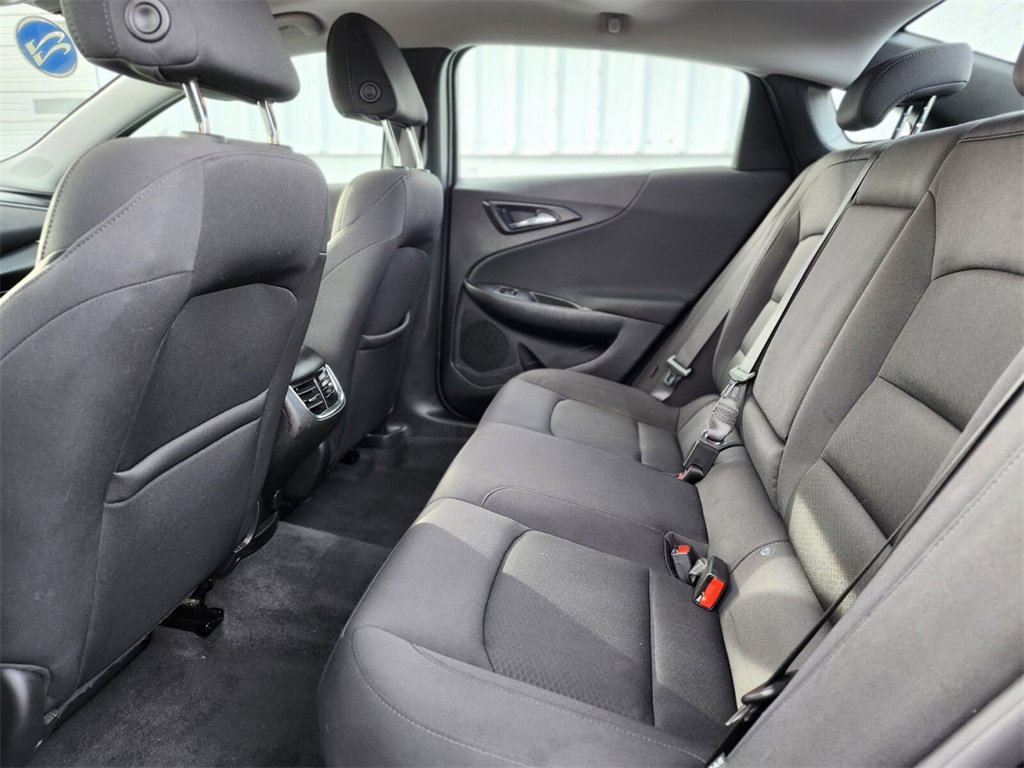 Used 2022 Chevrolet Malibu LT image 14