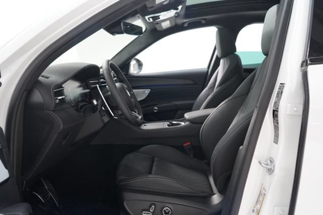 New 2025 Maserati Grecale Modena AWD/4WD image 14