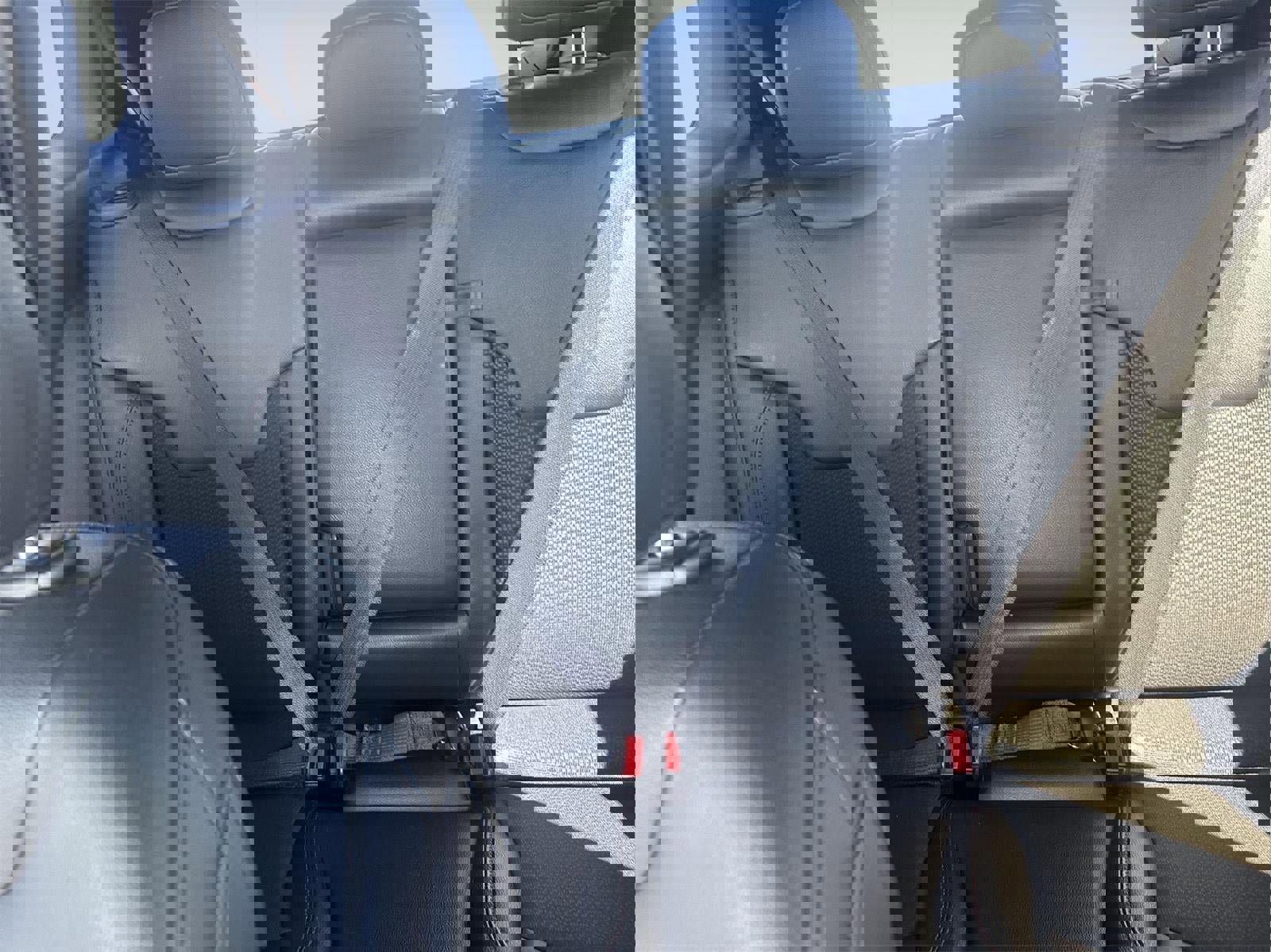 Used 2025 Jeep Compass Trailhawk image 35