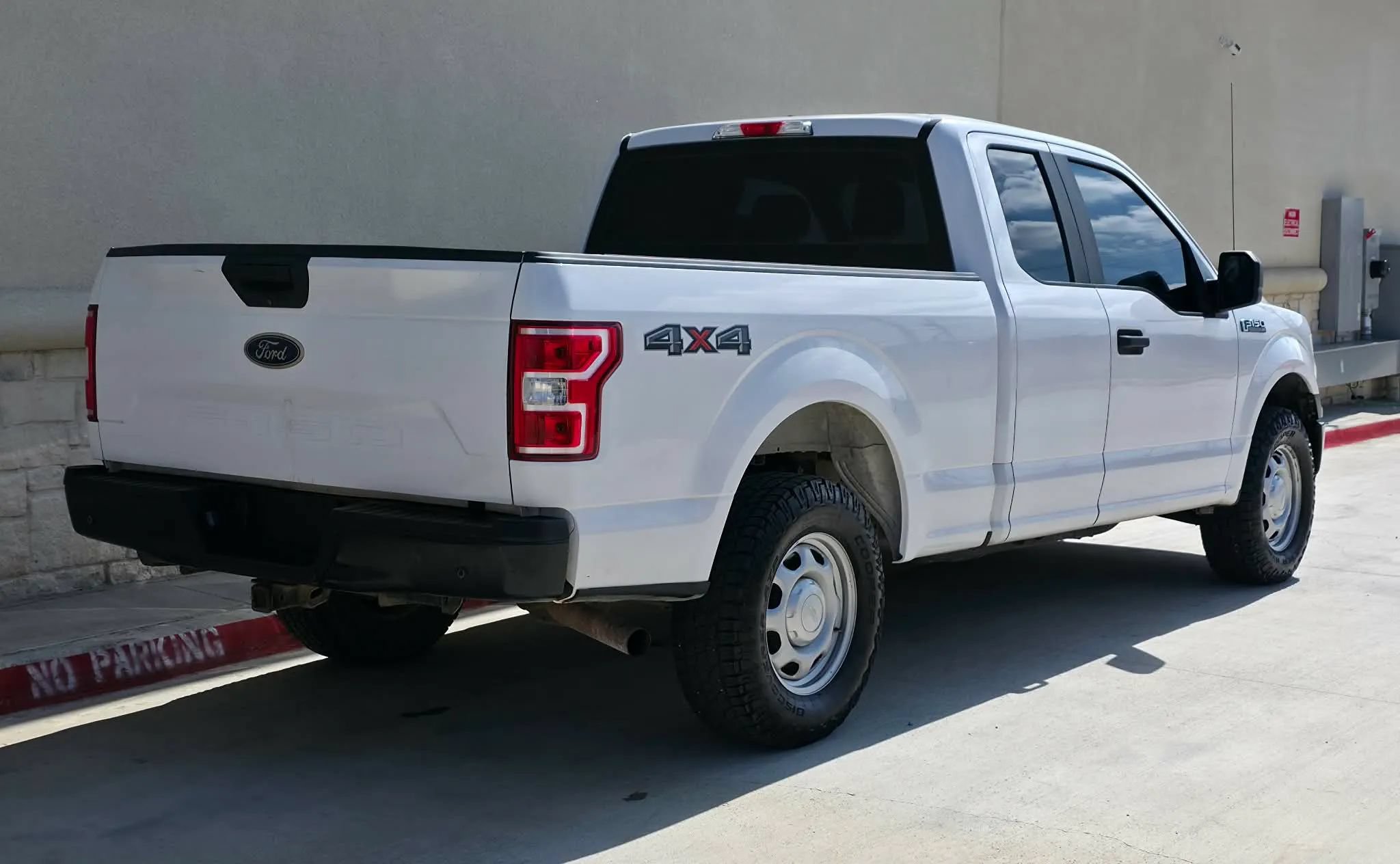 Used 2019 Ford F150 XL w/ XL Power Equipment Group AWD/4WD image 3