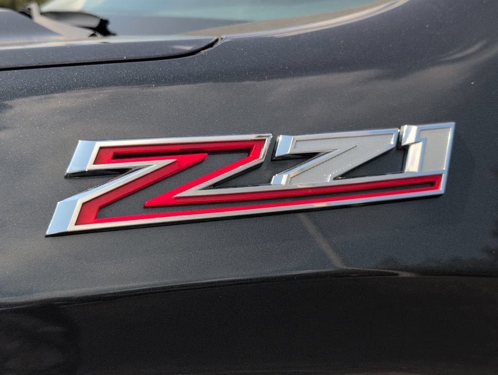 Used 2021 Chevrolet Silverado 1500 Custom Trail Boss w/ LPO, Dark Essentials Package AWD/4WD image 6