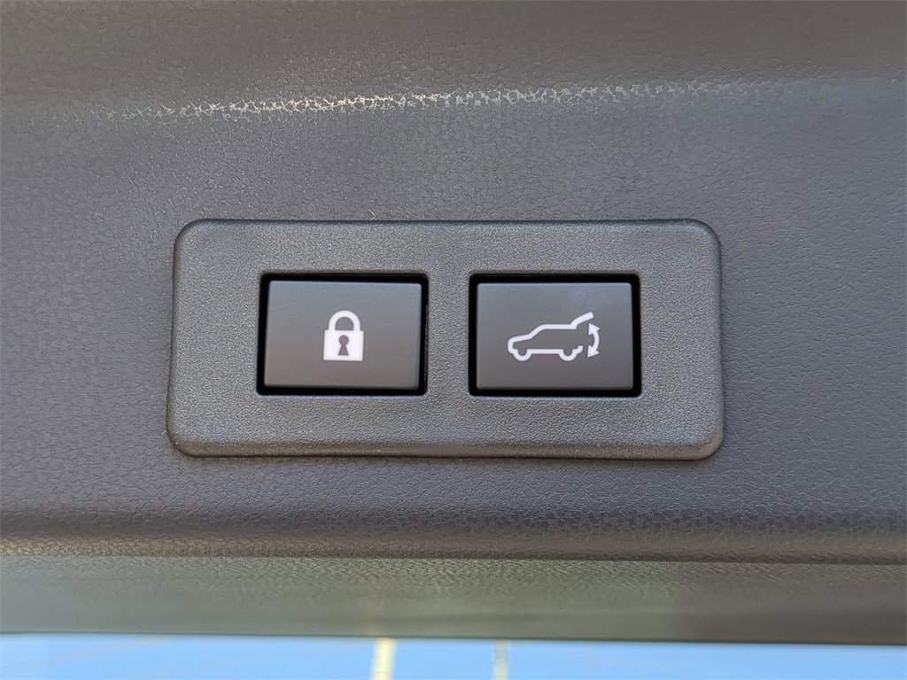 Used 2025 Subaru Ascent Premium image 10