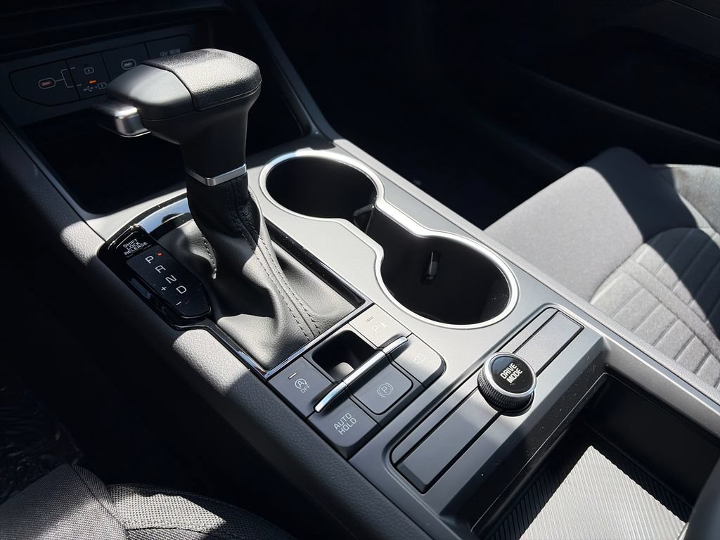 New 2026 Kia K5 LXS FWD image 21