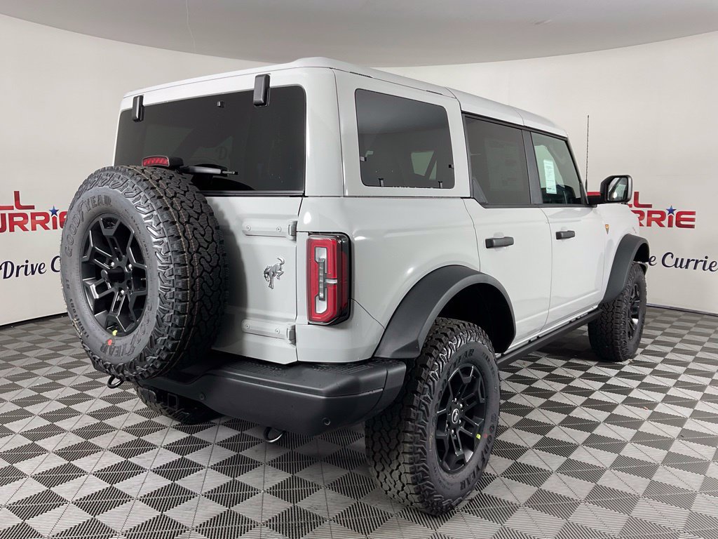 New 2026 Ford Bronco Badlands AWD/4WD image 3