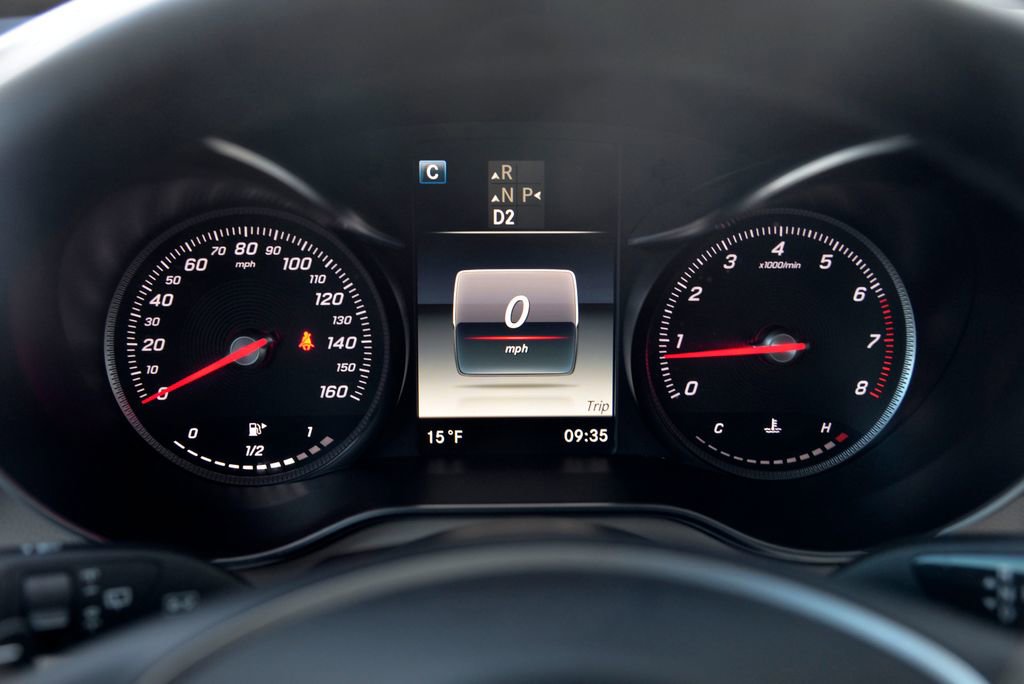 Used 2018 Mercedes-Benz GLC 300 4MATIC image 21