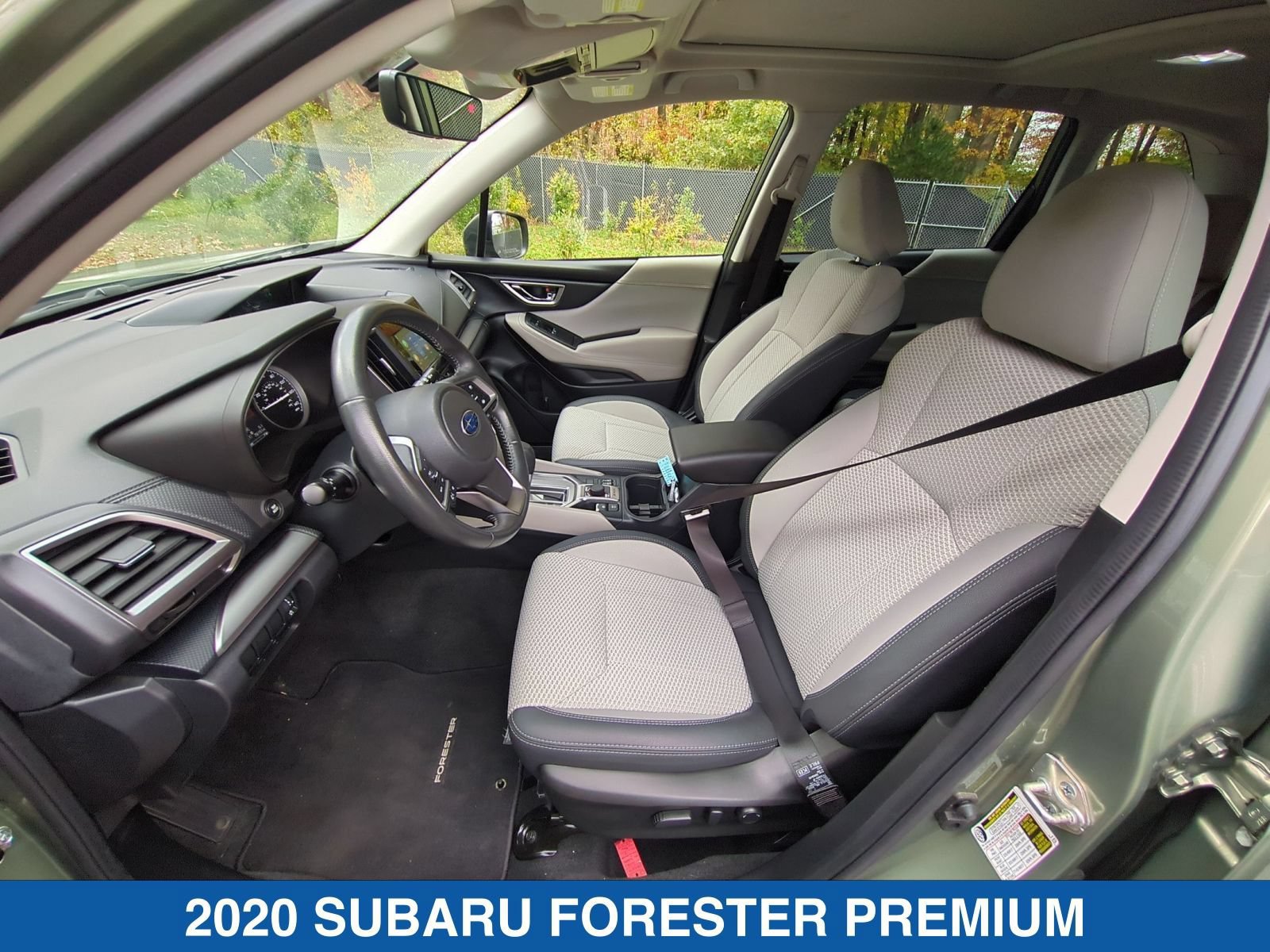 Used 2020 Subaru Forester Premium AWD/4WD image 26