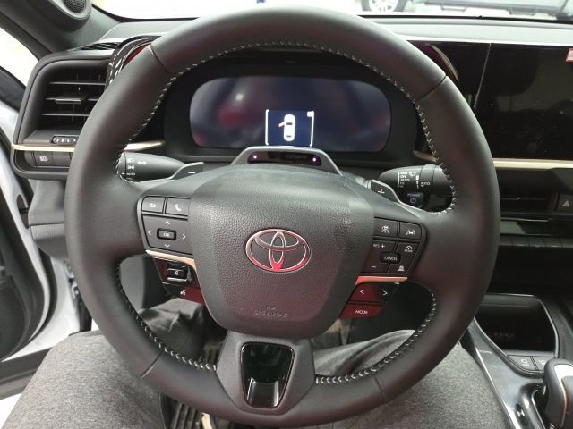 New 2026 Toyota Crown Platinum image 31