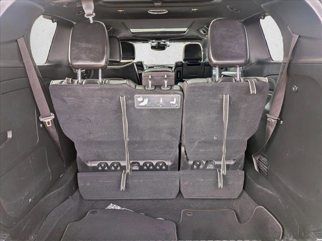 Used 2021 Chrysler Pacifica Limited w/ Uconnect Theater Family Group image 22