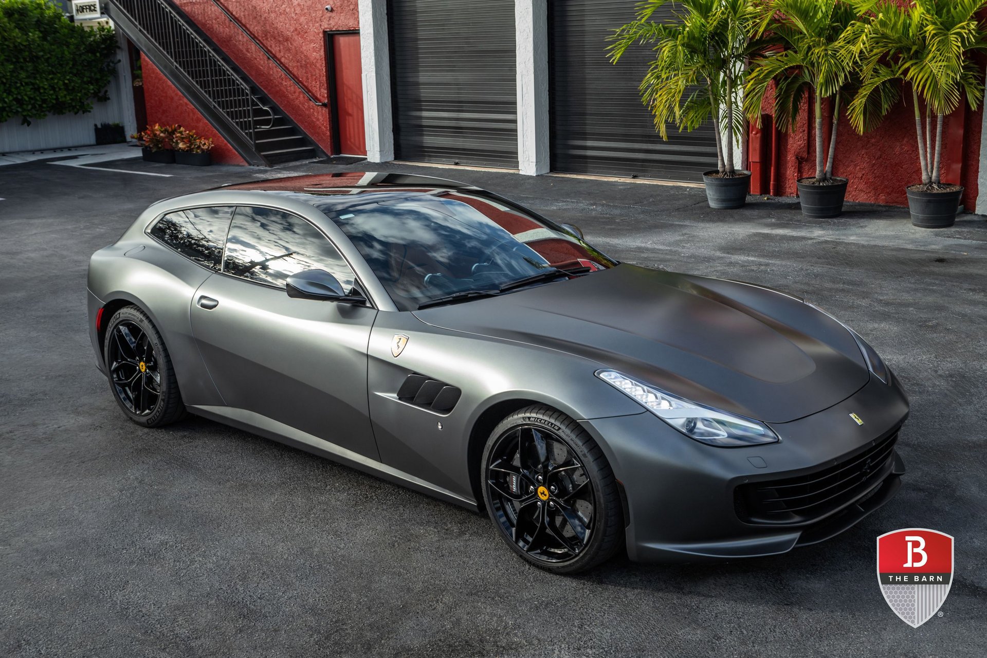 Used 2018 Ferrari GTC4Lusso T image 14