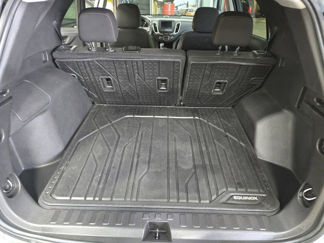 Used 2024 Chevrolet Equinox LT w/ LPO, Floor Liner Package image 15