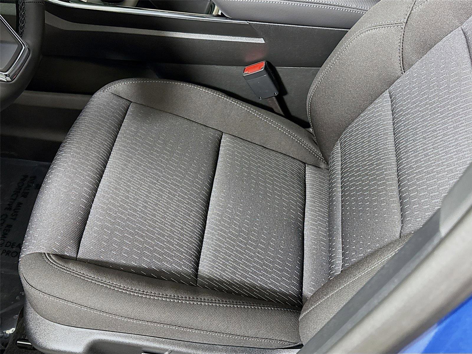 New 2026 Chevrolet Equinox LT AWD/4WD image 13