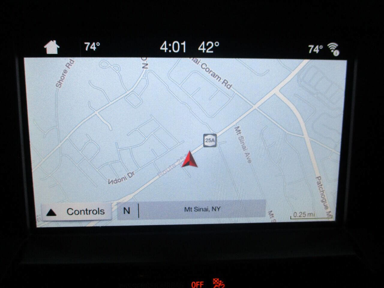 Used 2016 Ford F150 Platinum w/ Equipment Group 701A Luxury image 9