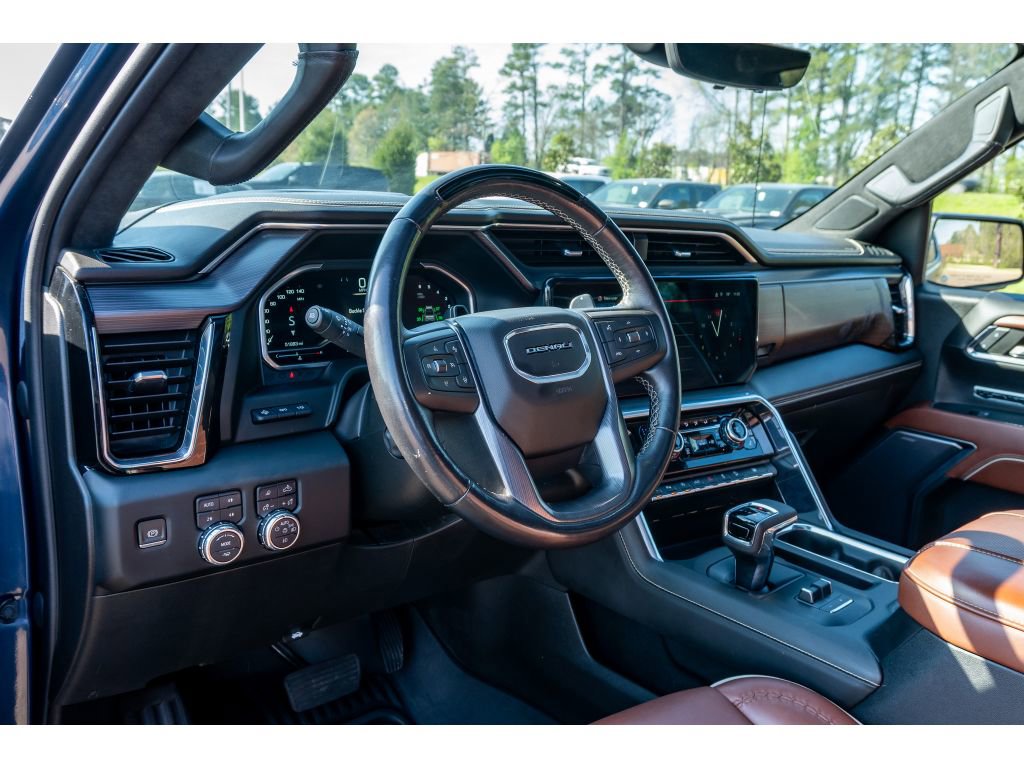 Used 2023 GMC Sierra 1500 Denali Ultimate image 9