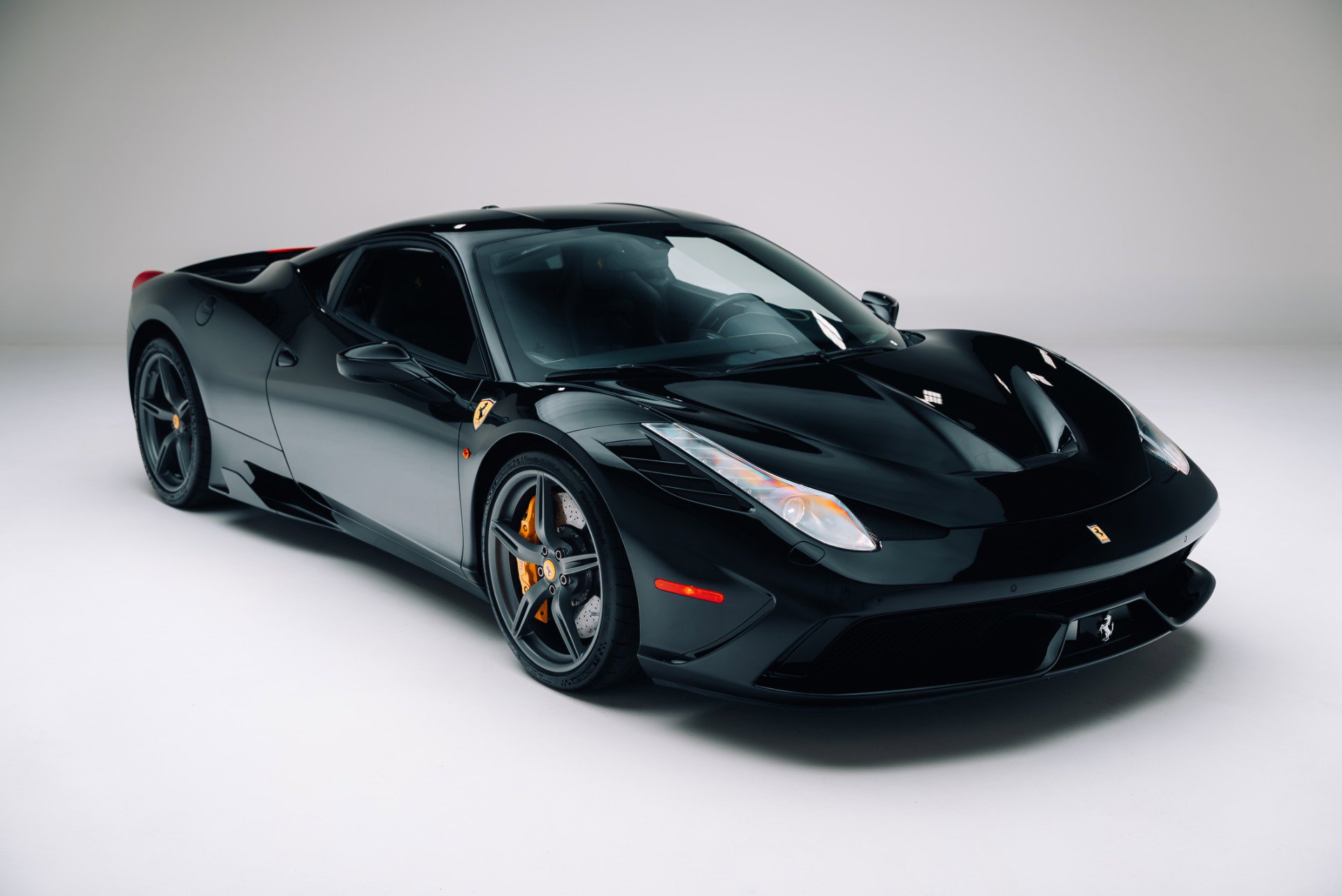 Used 2015 Ferrari 458 Speciale Coupe RWD image 12