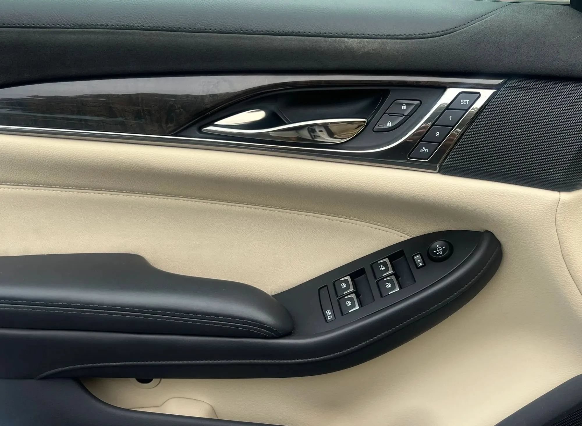 Used 2019 Cadillac CTS Luxury AWD/4WD image 42