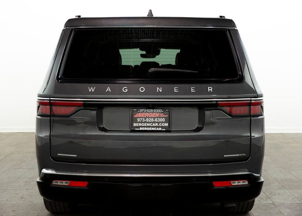 Used 2023 Jeep Wagoneer L Series II image 15
