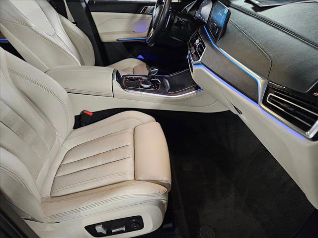 Used 2021 BMW X5 xDrive40i w/ Premium Package image 22