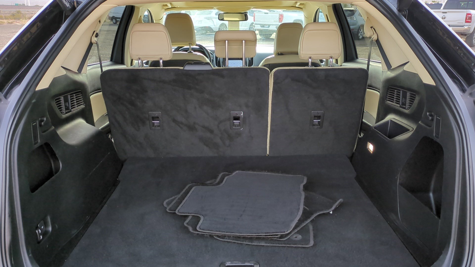 Used 2022 Ford Edge SEL w/ Convenience Package image 28