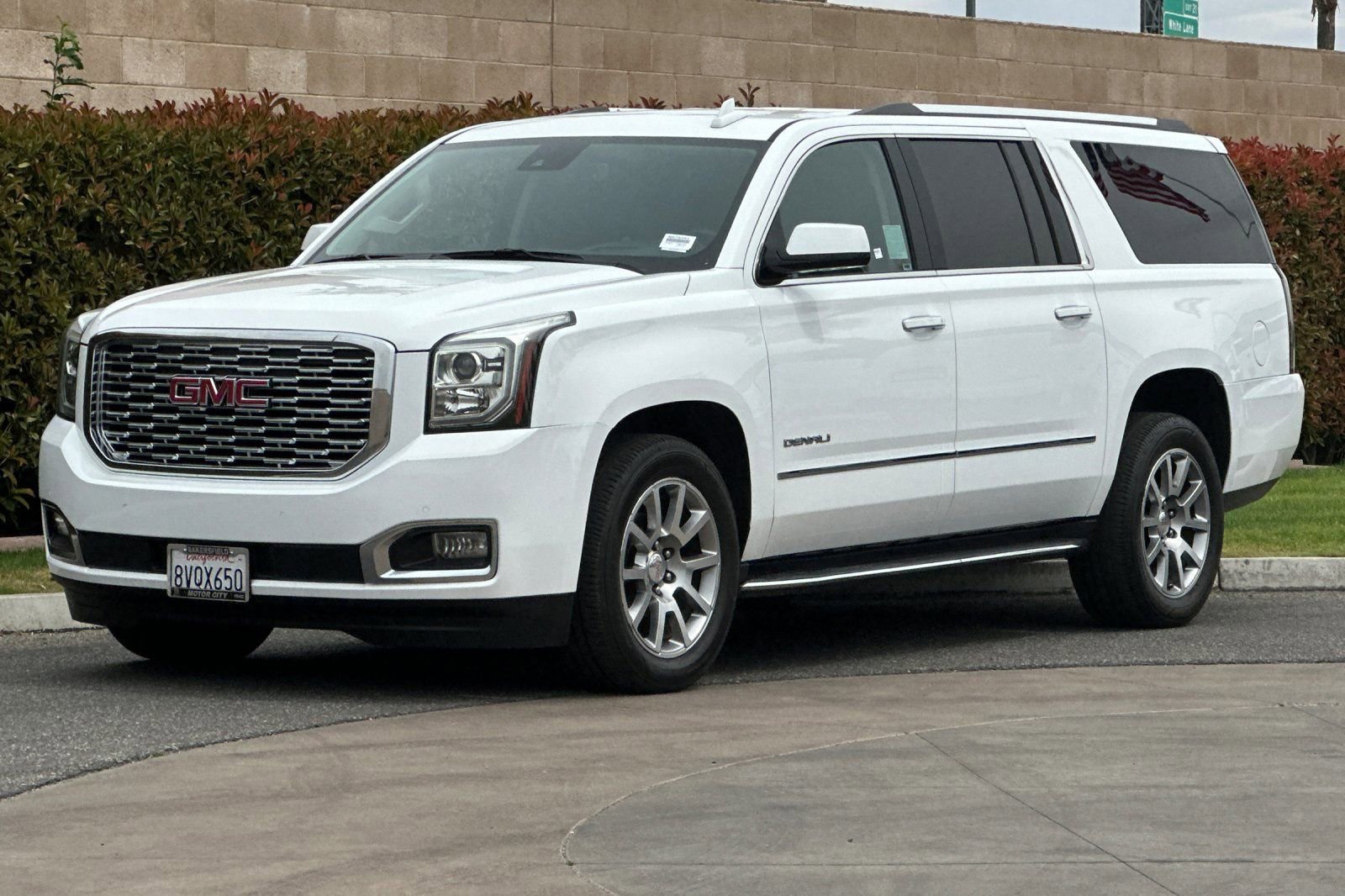 Used 2020 GMC Yukon XL Denali image 8