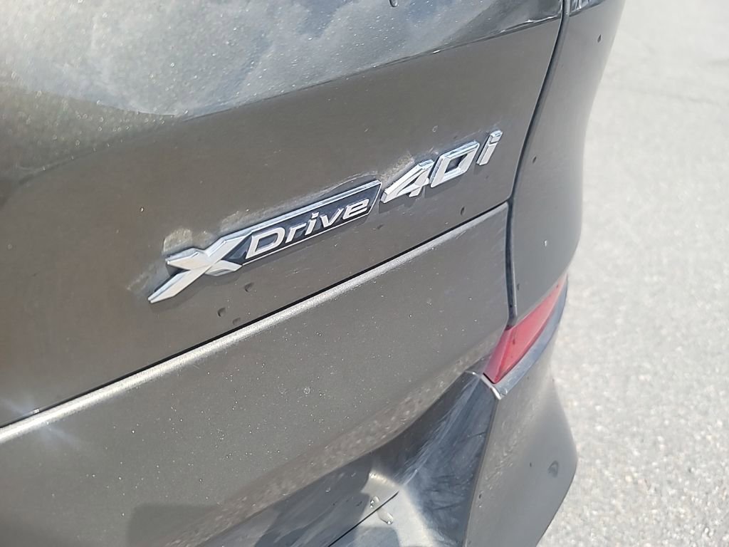 Used 2022 BMW X5 xDrive40i w/ M Sport Package image 6