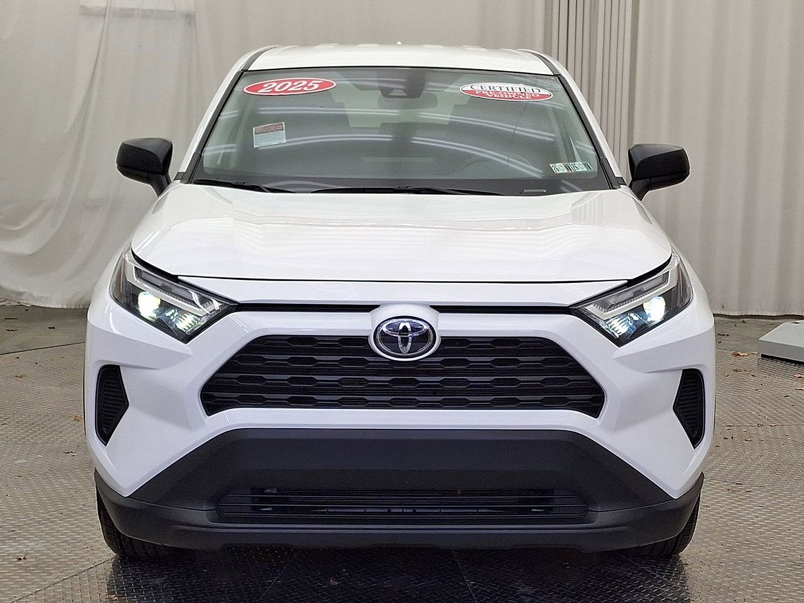 Certified 2025 Toyota RAV4 LE image 29