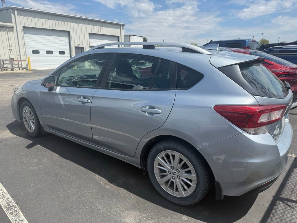 Used 2018 Subaru Impreza 2.0i Premium w/ Eyesight & BSD & Rcta AWD/4WD image 6