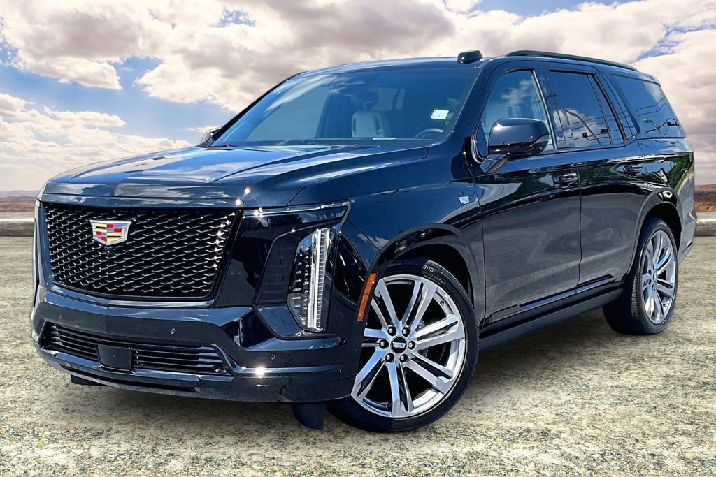 Certified 2026 Cadillac Escalade Platinum Sport w/ LPO, Floor Liner Package AWD/4WD image 3