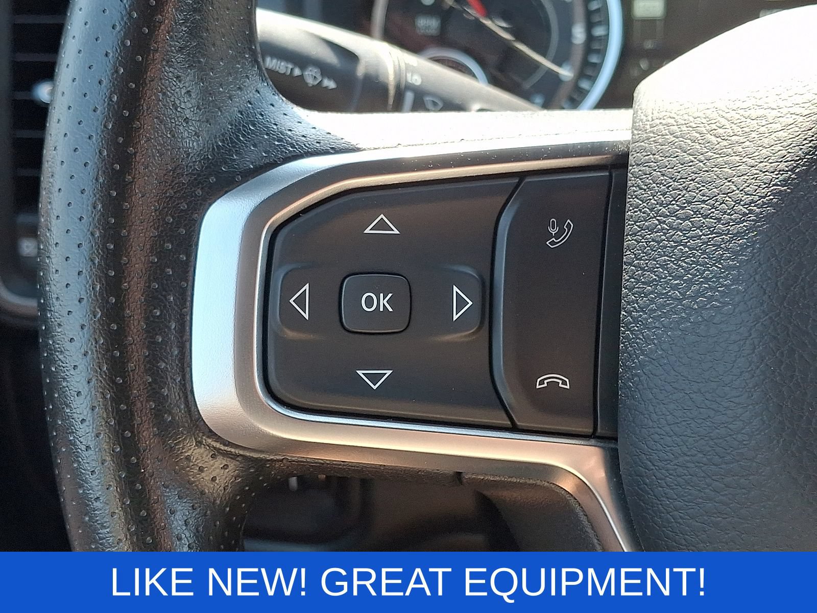 Used 2025 RAM 1500 Warlock AWD/4WD image 21