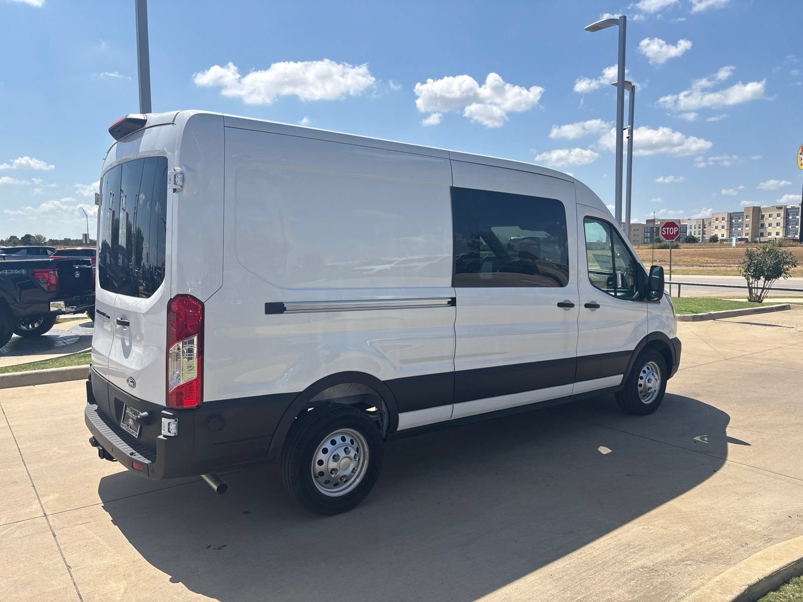 New 2026 Ford Transit 250 148 Medium Roof w/ Load Area Protection Package RWD image 7