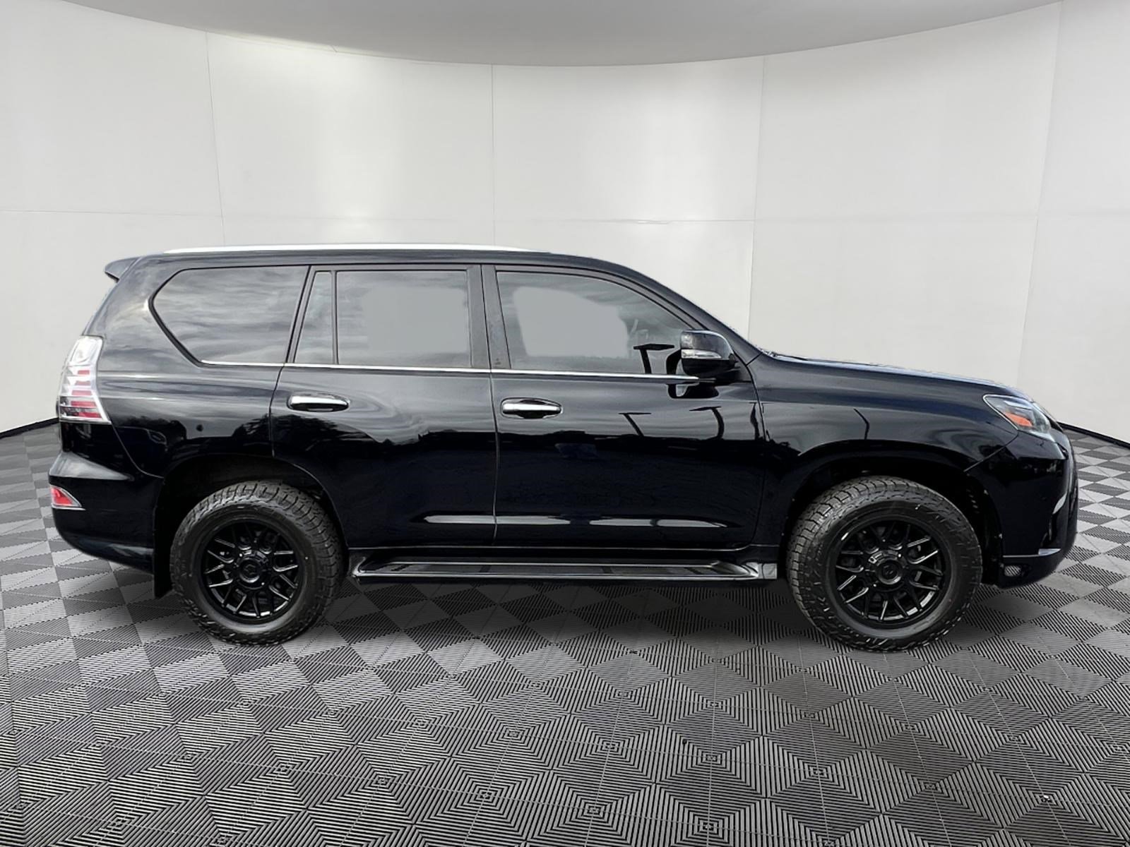 Used 2020 Lexus GX 460 Premium w/ Premium Package AWD/4WD image 7