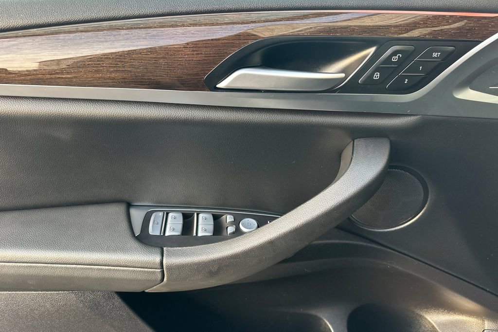 Used 2023 BMW X3 xDrive30i image 11