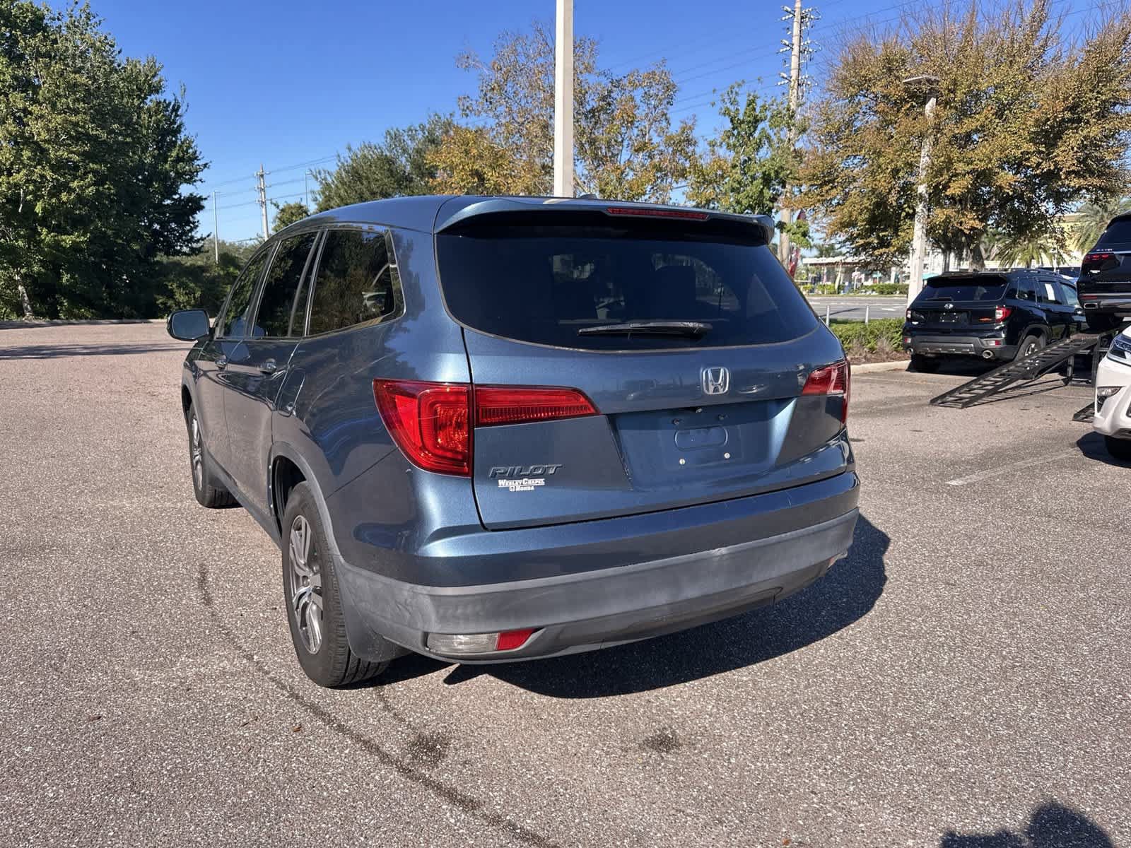 Used 2017 Honda Pilot EX-L image 4