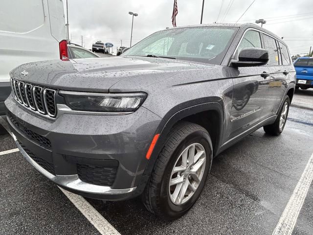 Used 2023 Jeep Grand Cherokee L Laredo w/ Luxury Tech Group I AWD/4WD image 9