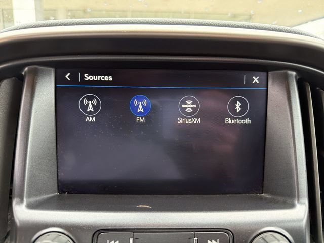 Used 2022 Chevrolet Colorado Z71 AWD/4WD image 18