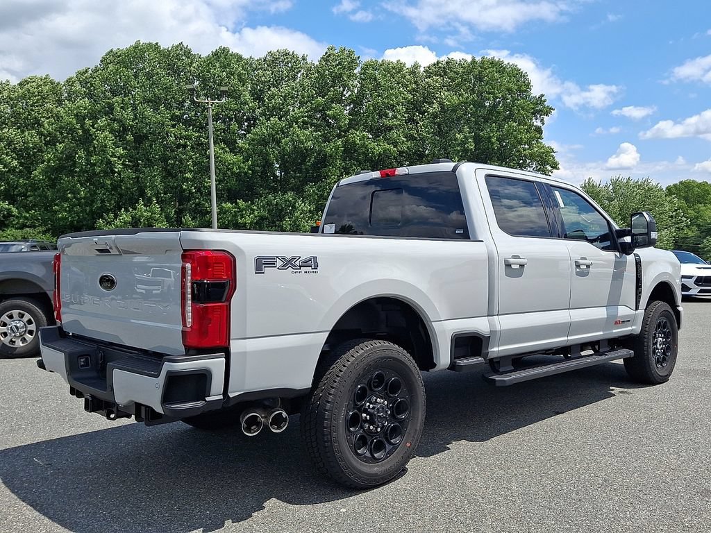 New 2026 Ford F250 Lariat w/ Black Appearance Package AWD/4WD image 4