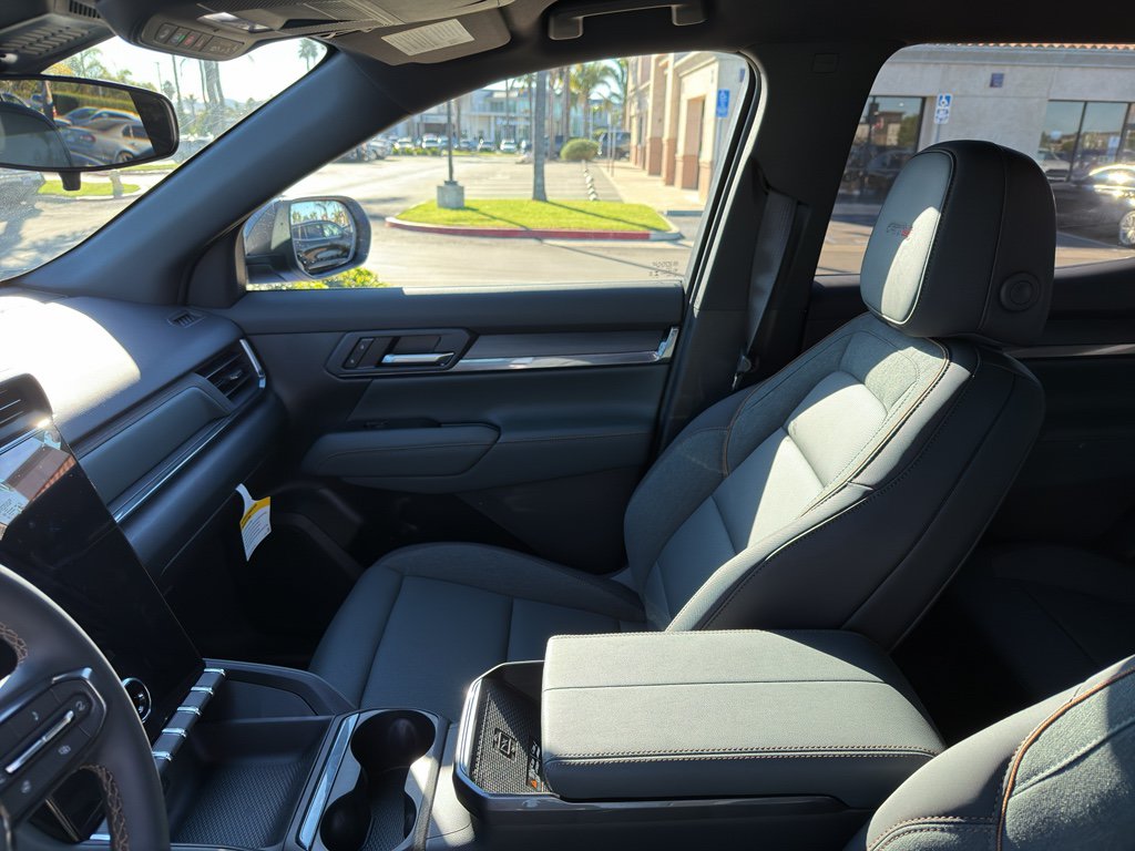 New 2026 GMC Terrain AT4 AWD/4WD image 15