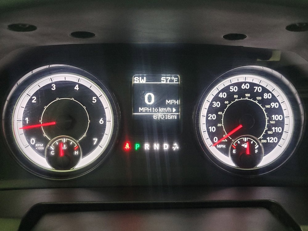 Used 2022 RAM 1500 Classic SLT image 23