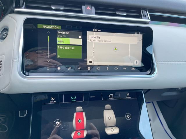 Used 2020 Land Rover Range Rover Velar R-Dynamic S image 23