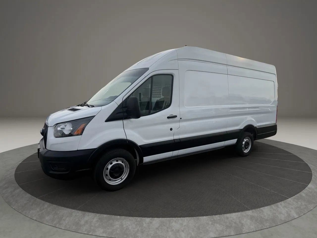 Used 2021 Ford Transit 250 148 High Roof Extended RWD image 3