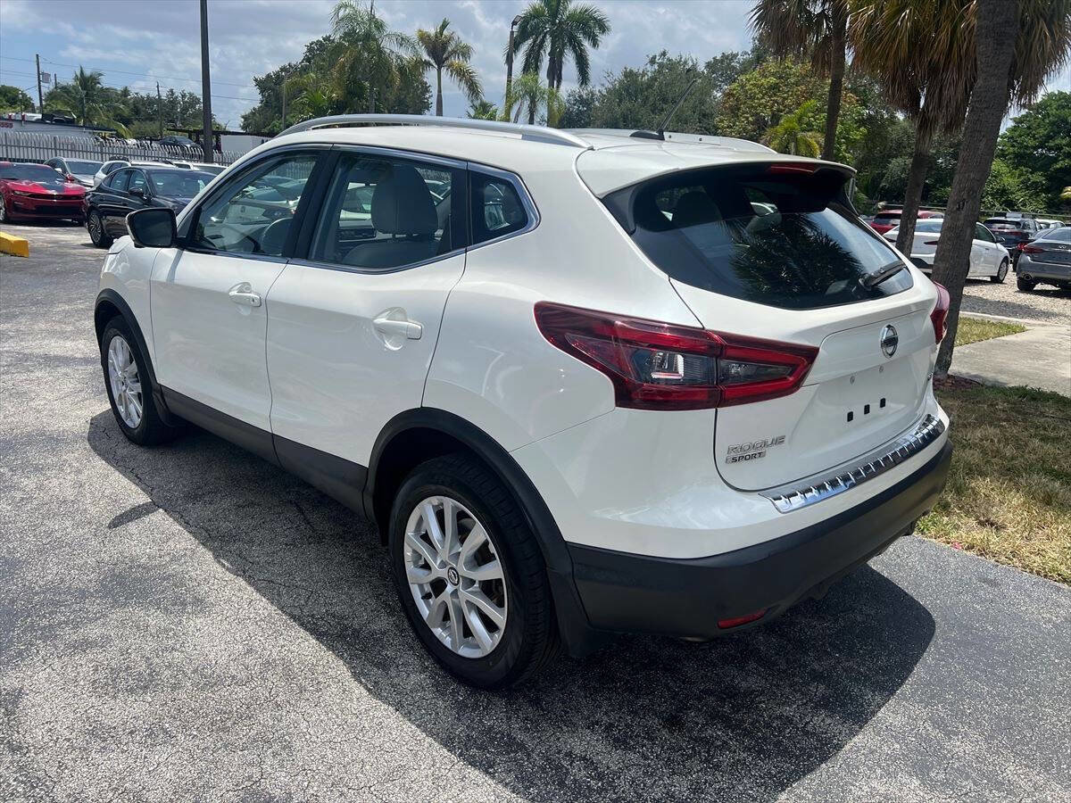 Used 2020 Nissan Rogue Sport SV w/ Technology Package AWD/4WD image 7