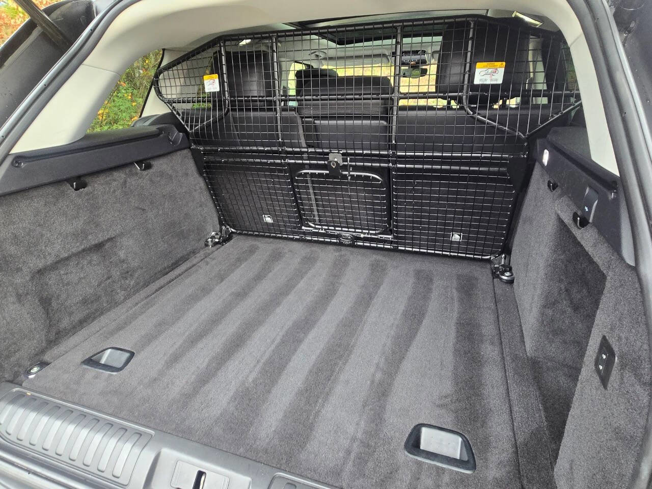 Used 2018 Land Rover Range Rover Sport HSE image 21