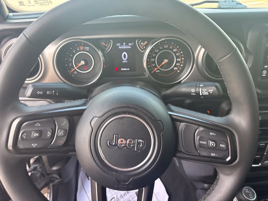 Certified 2023 Jeep Gladiator Sport AWD/4WD image 18