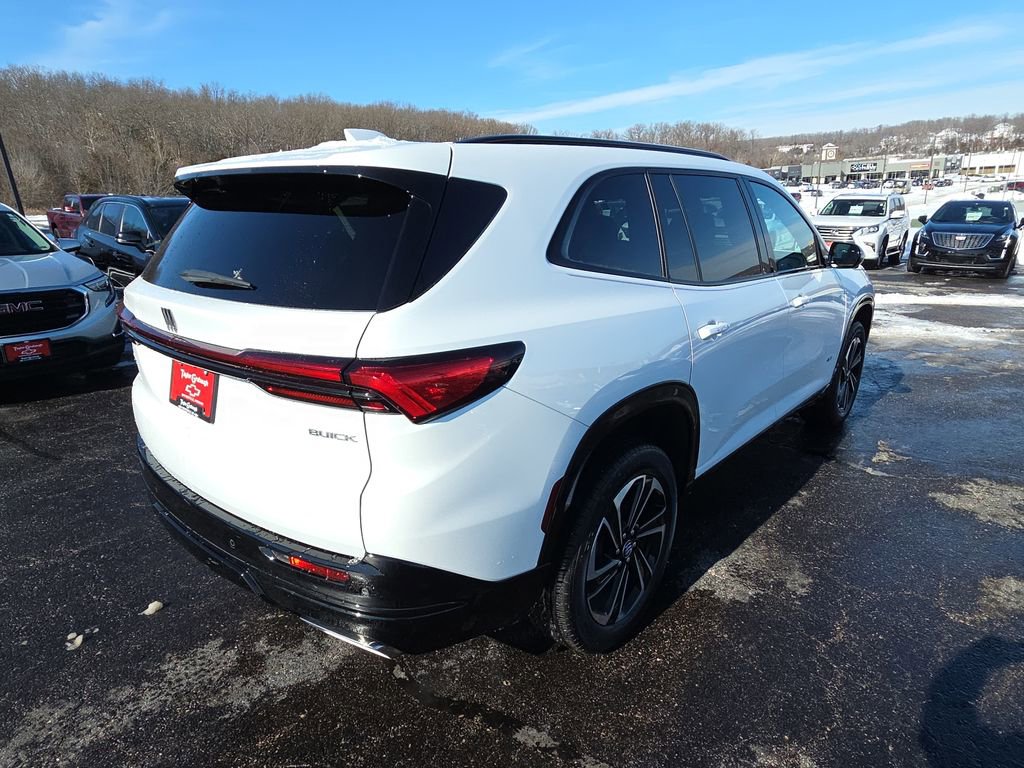 Used 2025 Buick Enclave Sport Touring image 8