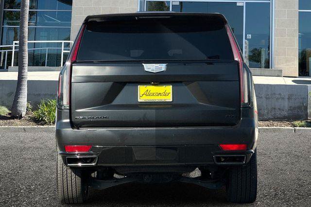 Used 2024 Cadillac Escalade Sport Platinum w/ LPO, ONYX Package AWD/4WD image 5