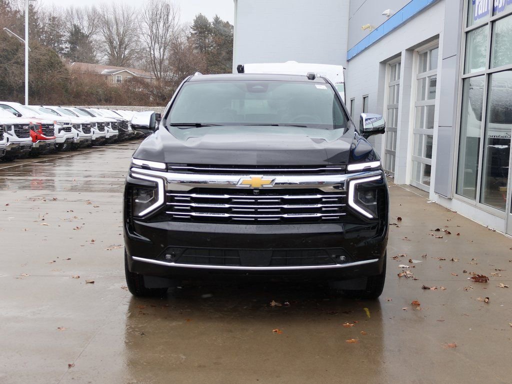 New 2025 Chevrolet Suburban Premier w/ Sun And Tow Package image 5