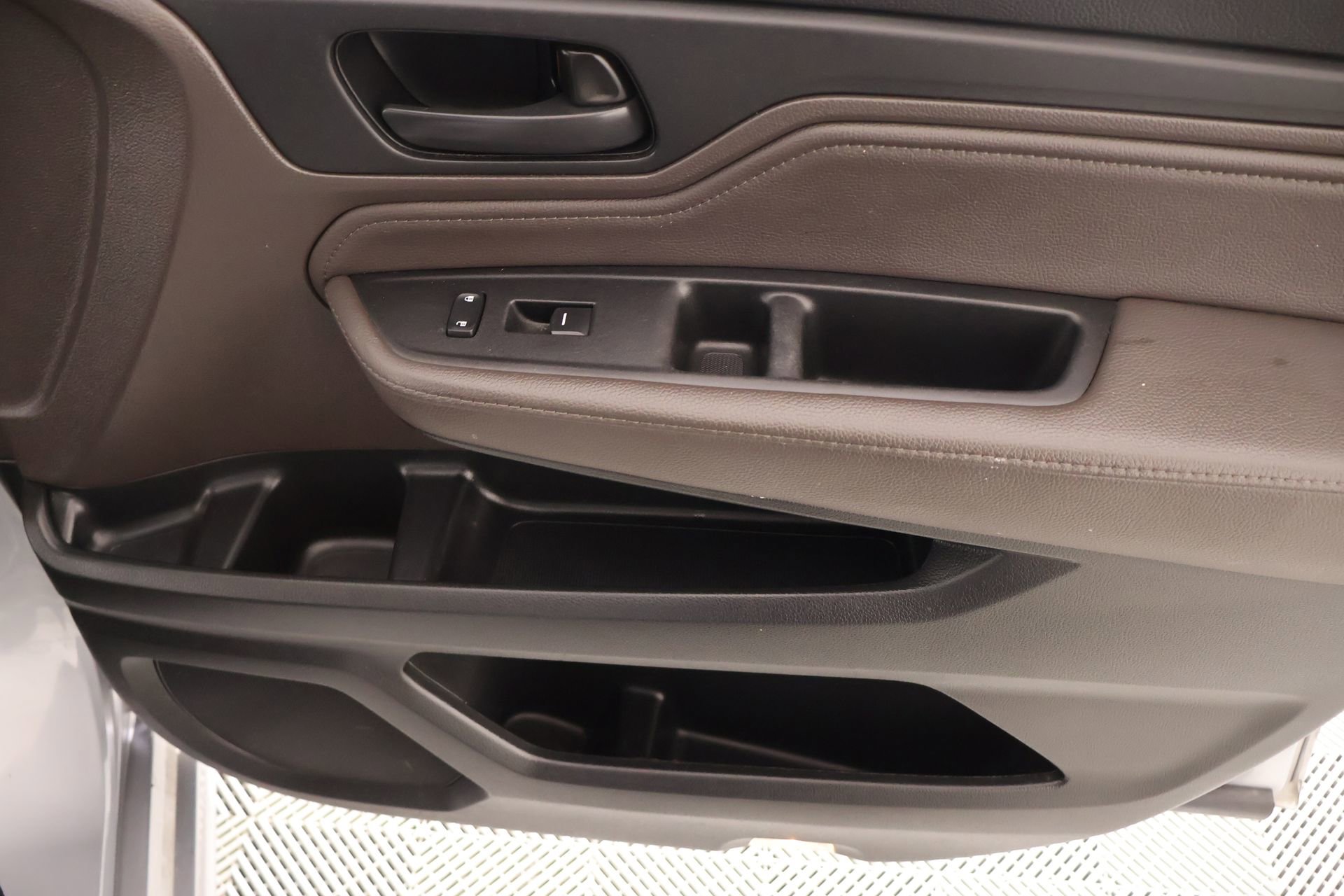 Used 2018 Honda Odyssey Touring image 17