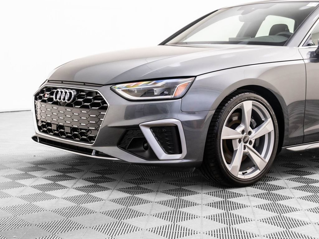 Used 2023 Audi S4 Premium Plus w/ Premium Plus Package image 38